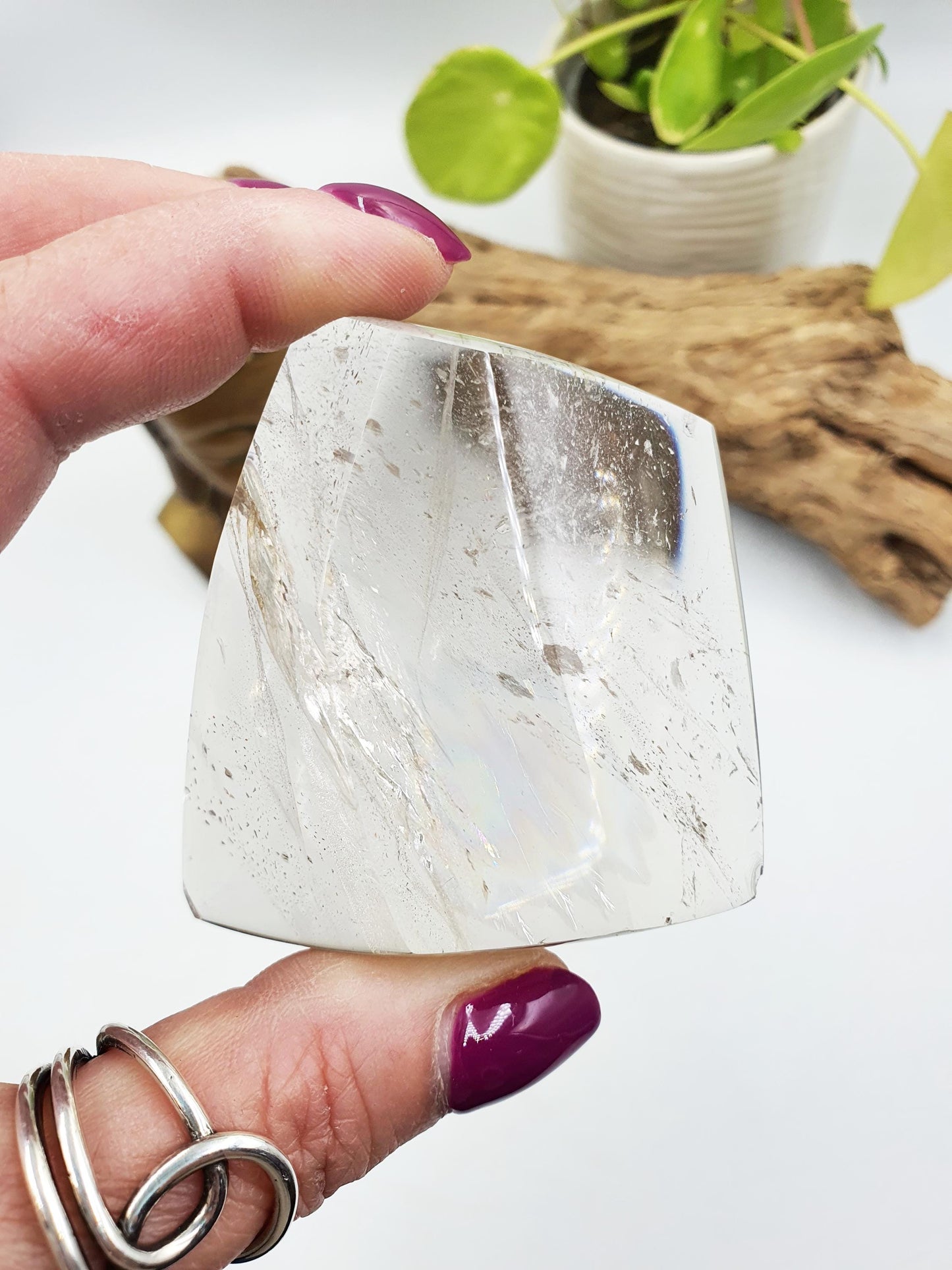 Clear Quartz Freeform with huge rainbow / Clear Quartz Chunk / Clear Quartz Piece - 135g