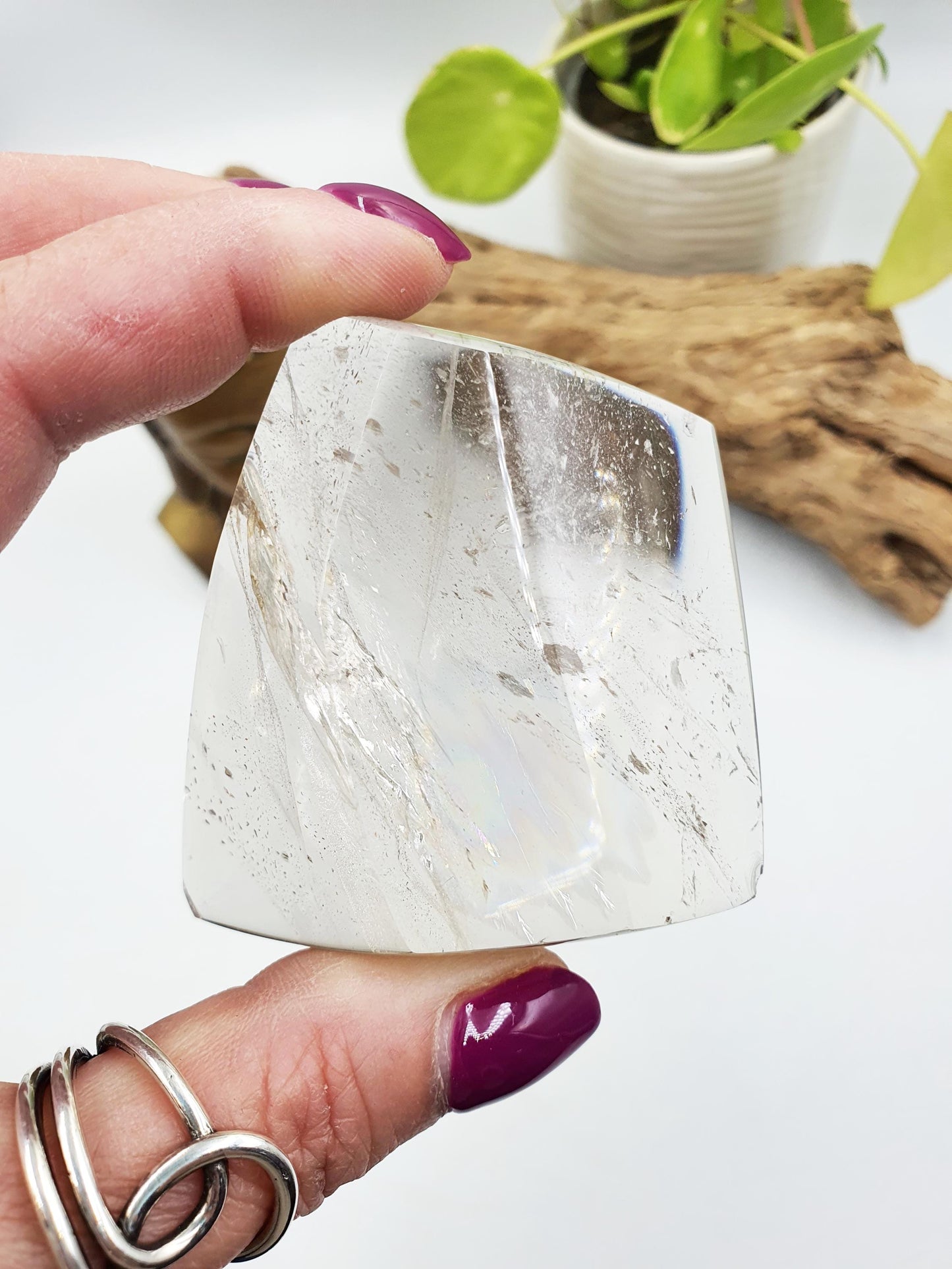 Clear Quartz Freeform with huge rainbow / Clear Quartz Chunk / Clear Quartz Piece - 135g