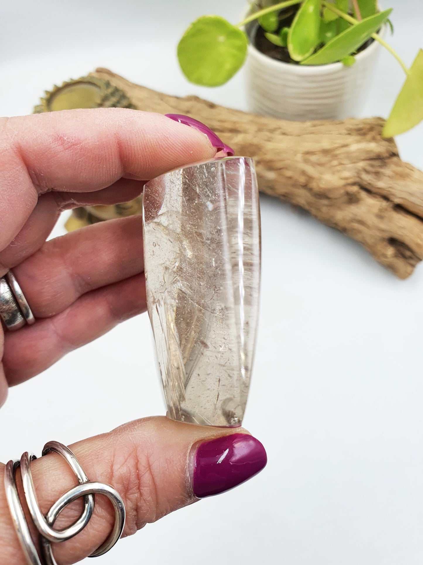 Clear Quartz Freeform with huge rainbow / Clear Quartz Chunk / Clear Quartz Piece - 135g