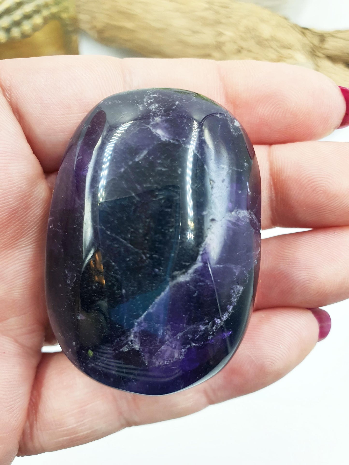 Amethyst Palm Stone - Calming & Spiritual Healing Crystal - 75g