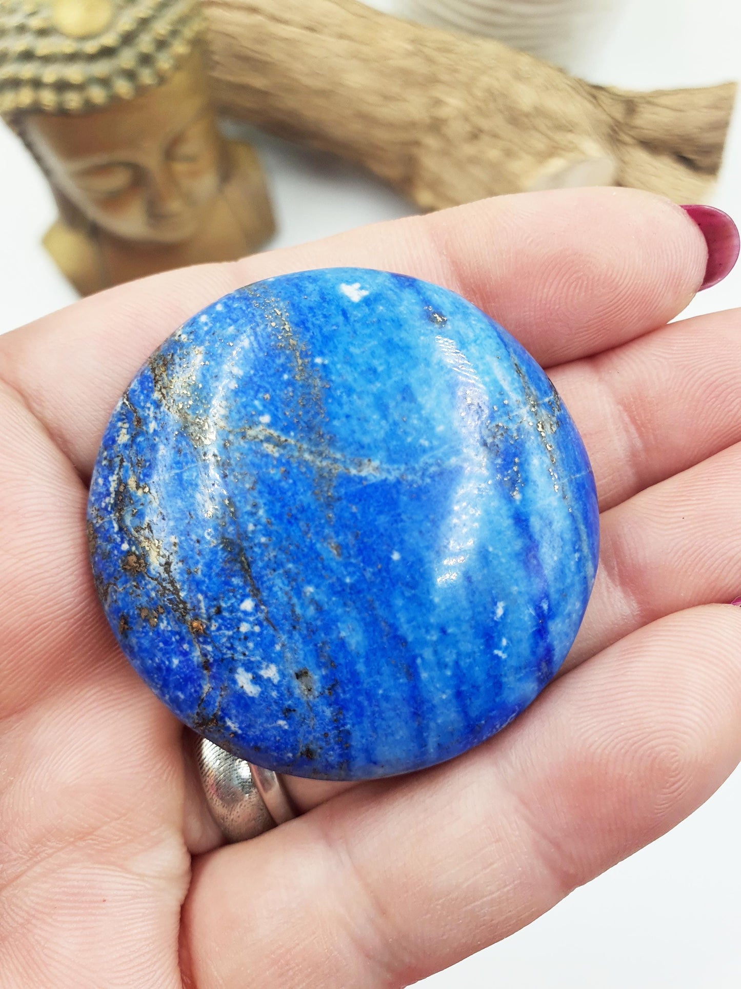 Round Lapis Lazuli Palm Stone - Wisdom & Truth Third Eye Chakra Crystal - 45g