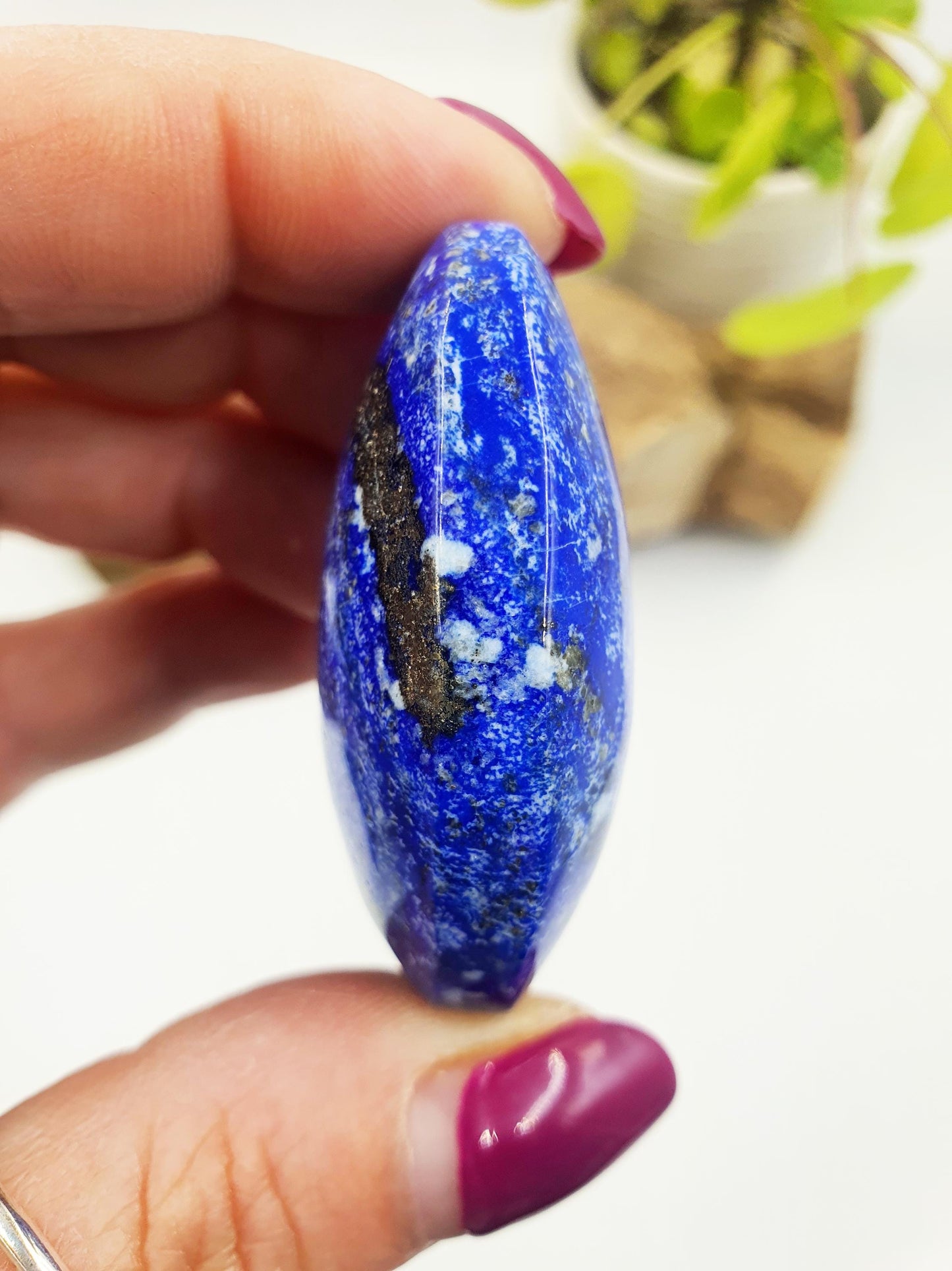Lapis Lazuli Palm Stone - Wisdom & Truth Third Eye Chakra Crystal - 55g