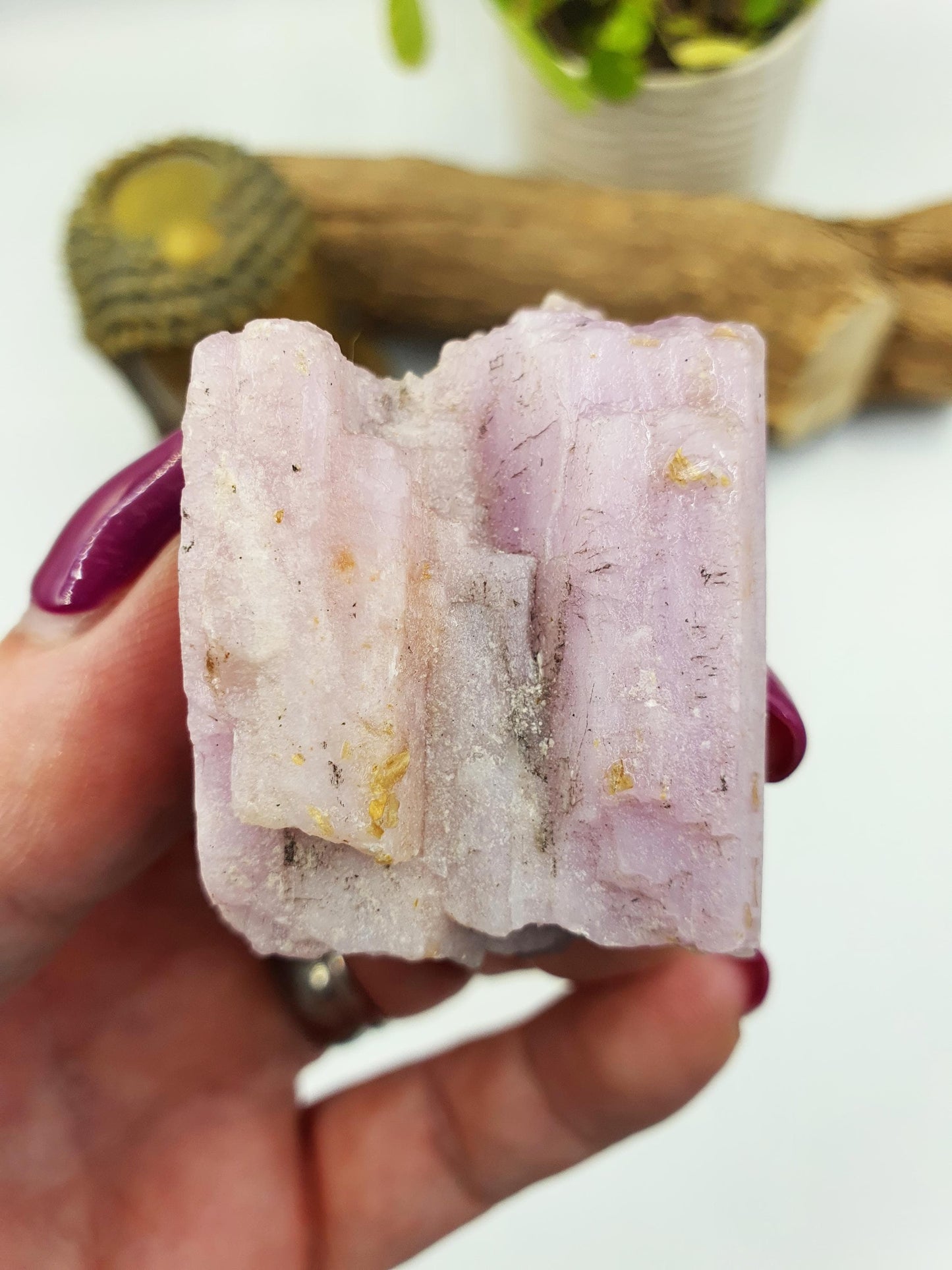 Raw Kunzite Specimen - Natural Heart Chakra & Emotional Healing Crystal - 120g