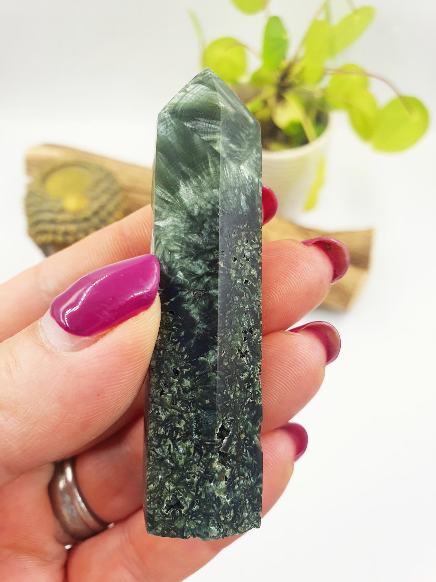 Flashy Seraphinite Tower - Angelic Connection & Heart Healing Crystal Point - 40g