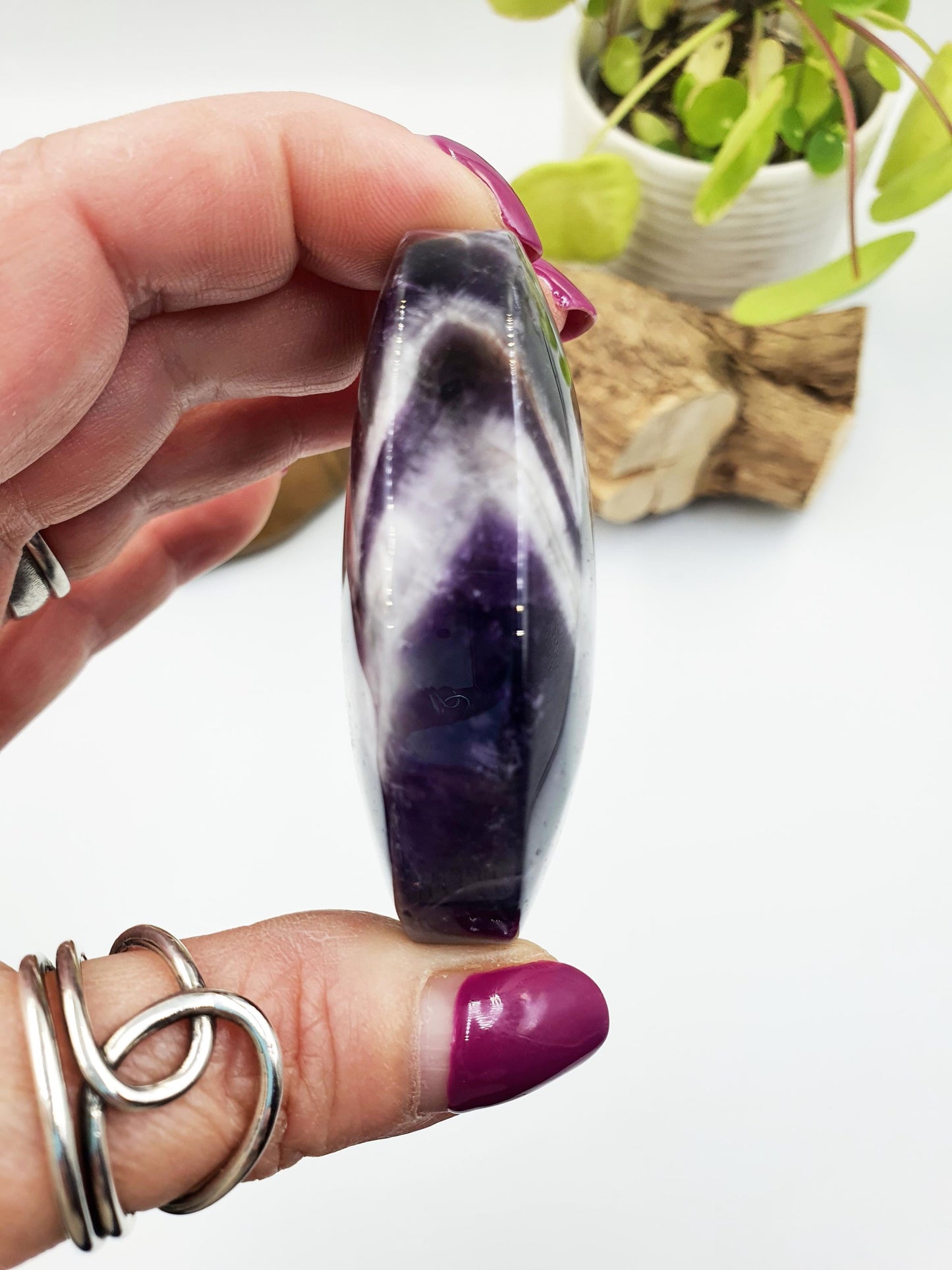 Dream Amethyst Palm Stone - Intuition & Spiritual Protection Crystal - 120g