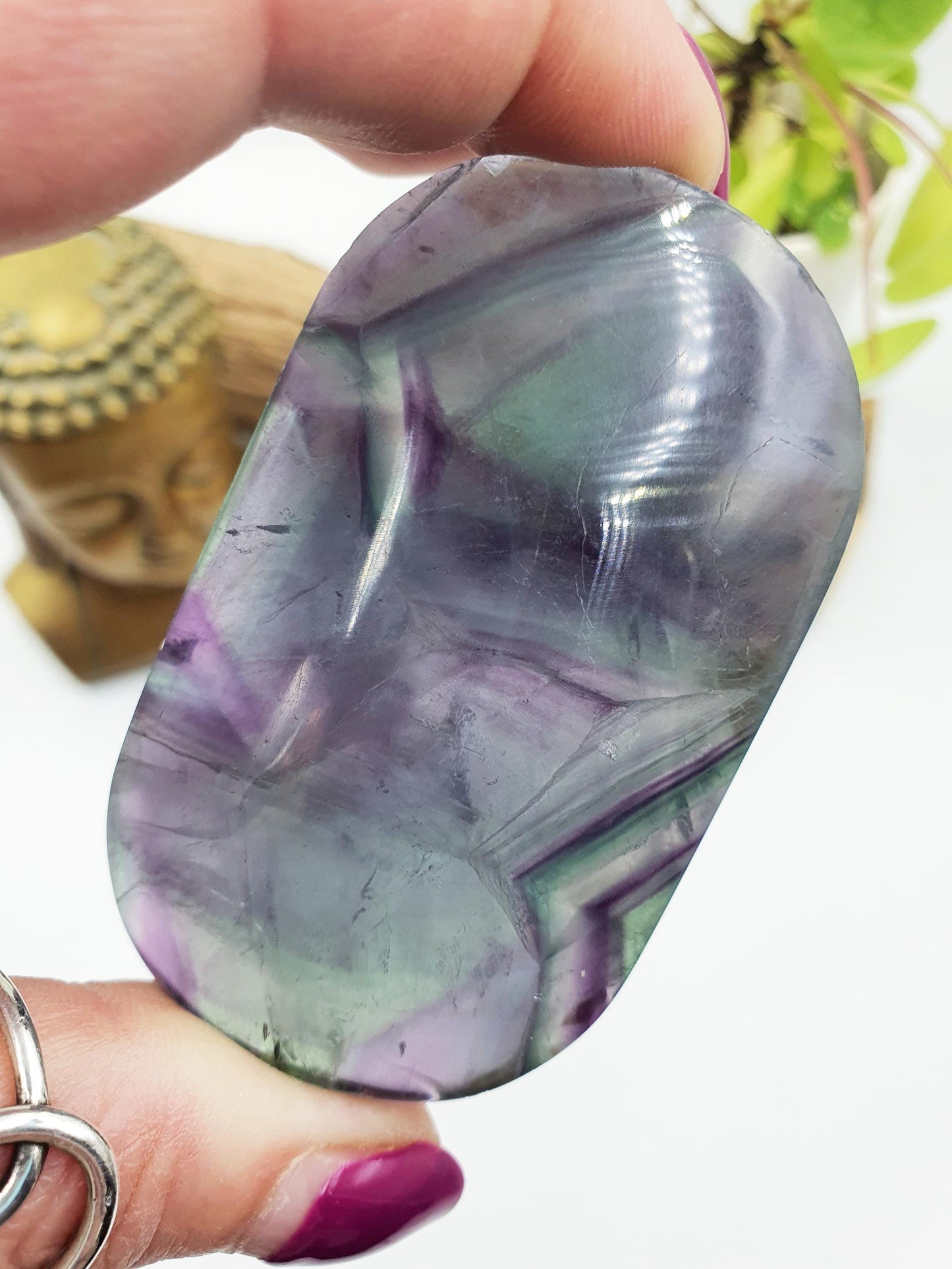 Fluorite Palm Stone with rainbows - Focus and Clarity Healing Crystal - 155g