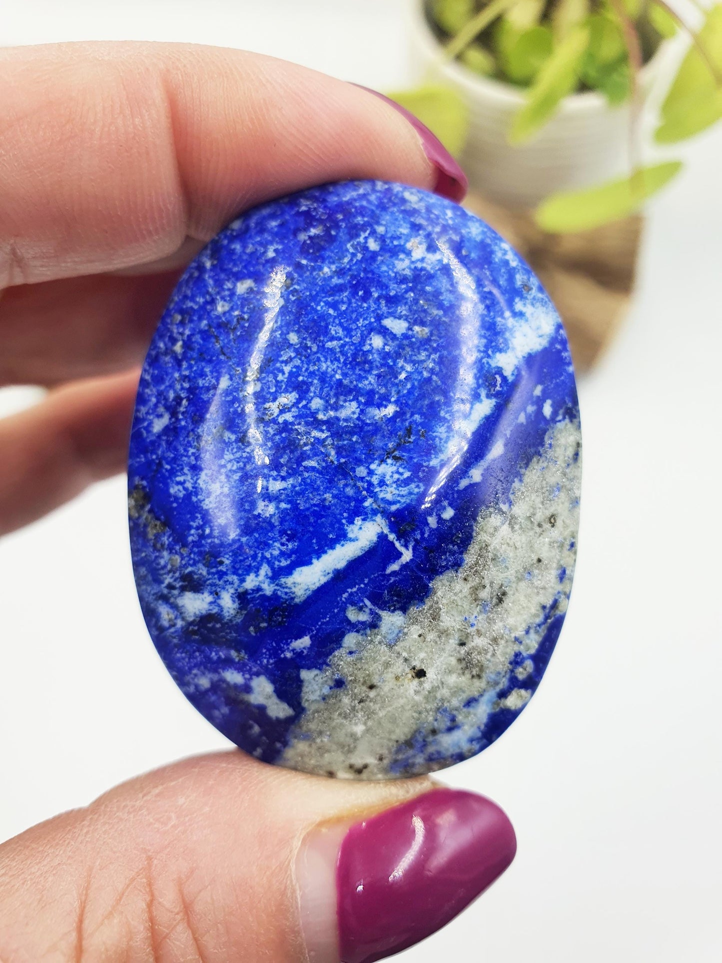 Lapis Lazuli Palm Stone - Wisdom & Truth Third Eye Chakra Crystal - 55g