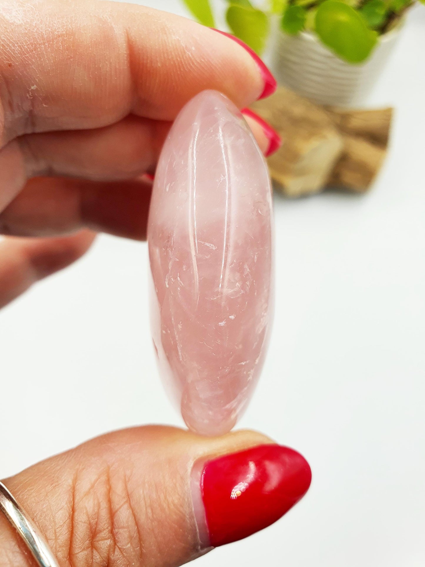 Rose Quartz Palm Stone with rainbows - Love & Compassion Healing Crystal - 60g