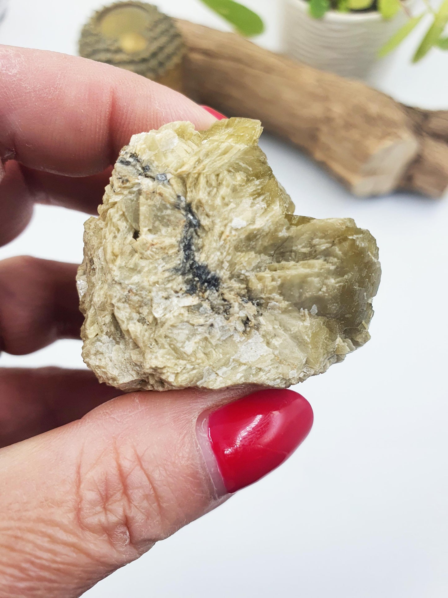 Raw Siderite Specimen - Grounding & Emotional Healing Collectors Crystal - 118g