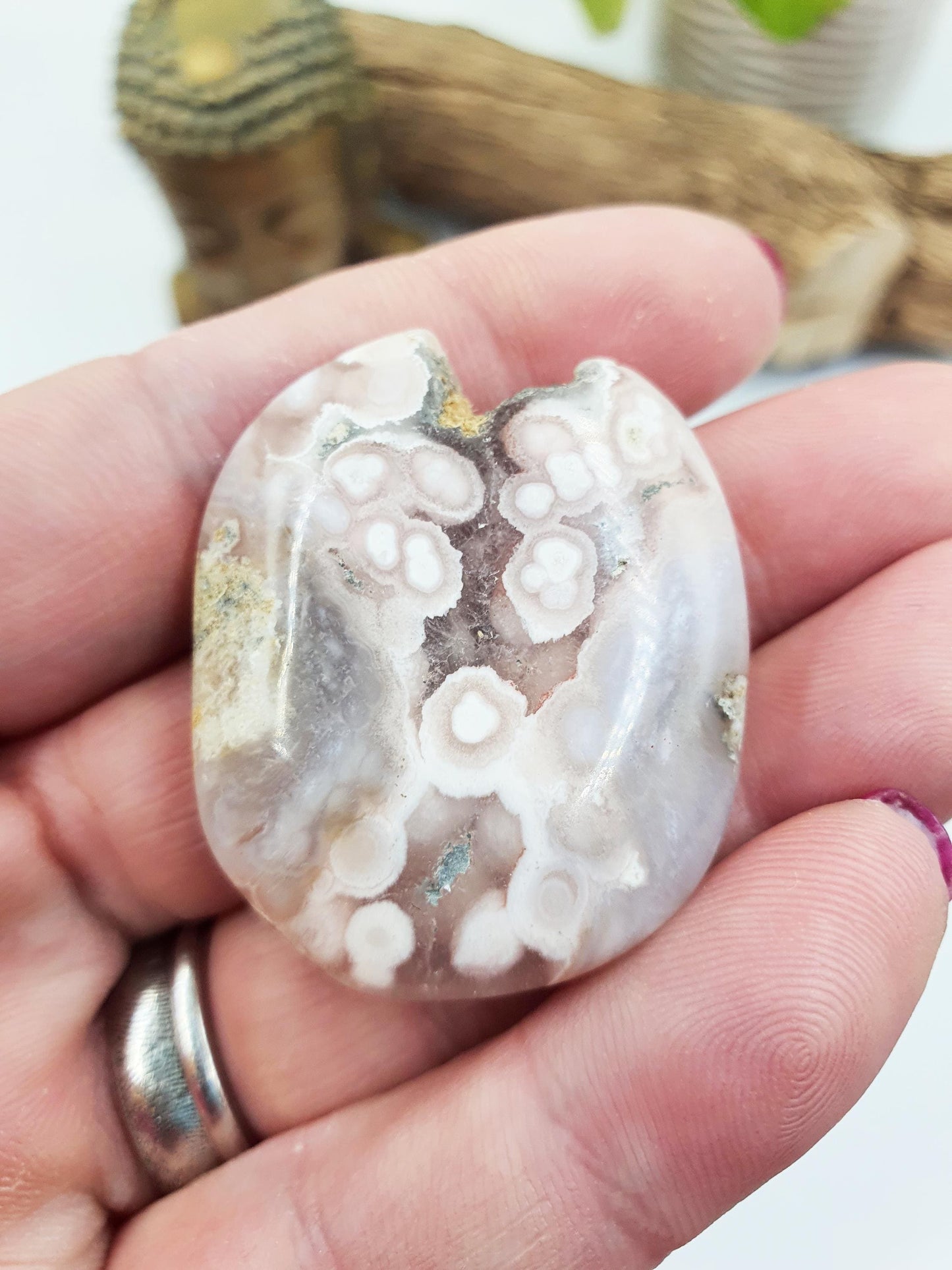 Little Pink Amethyst Palm Stone - Love, Calm & Emotional Healing Crystal, 25g