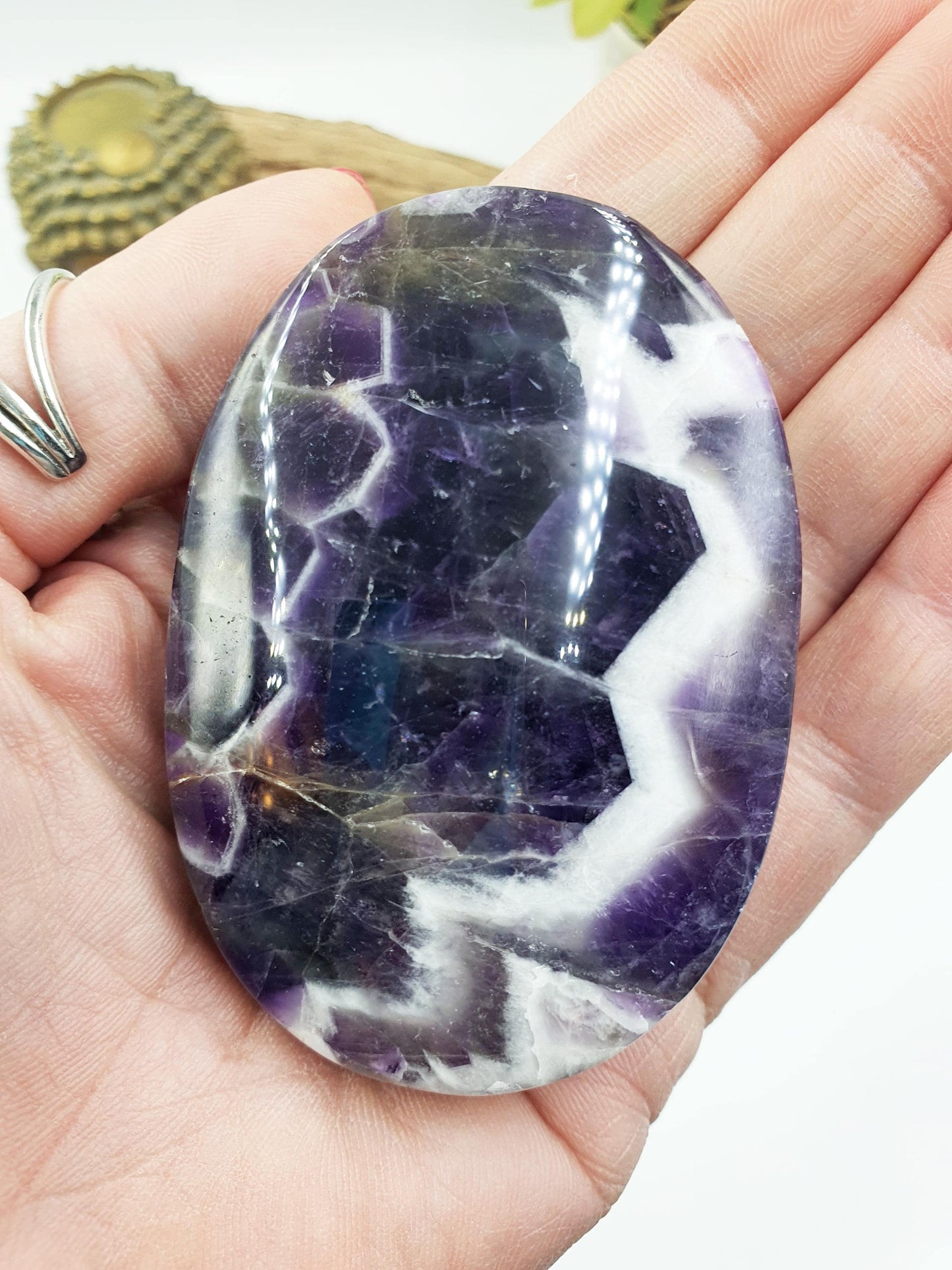 Large Dream Amethyst Palm Stone - Intuition & Spiritual Protection Crystal - 135g