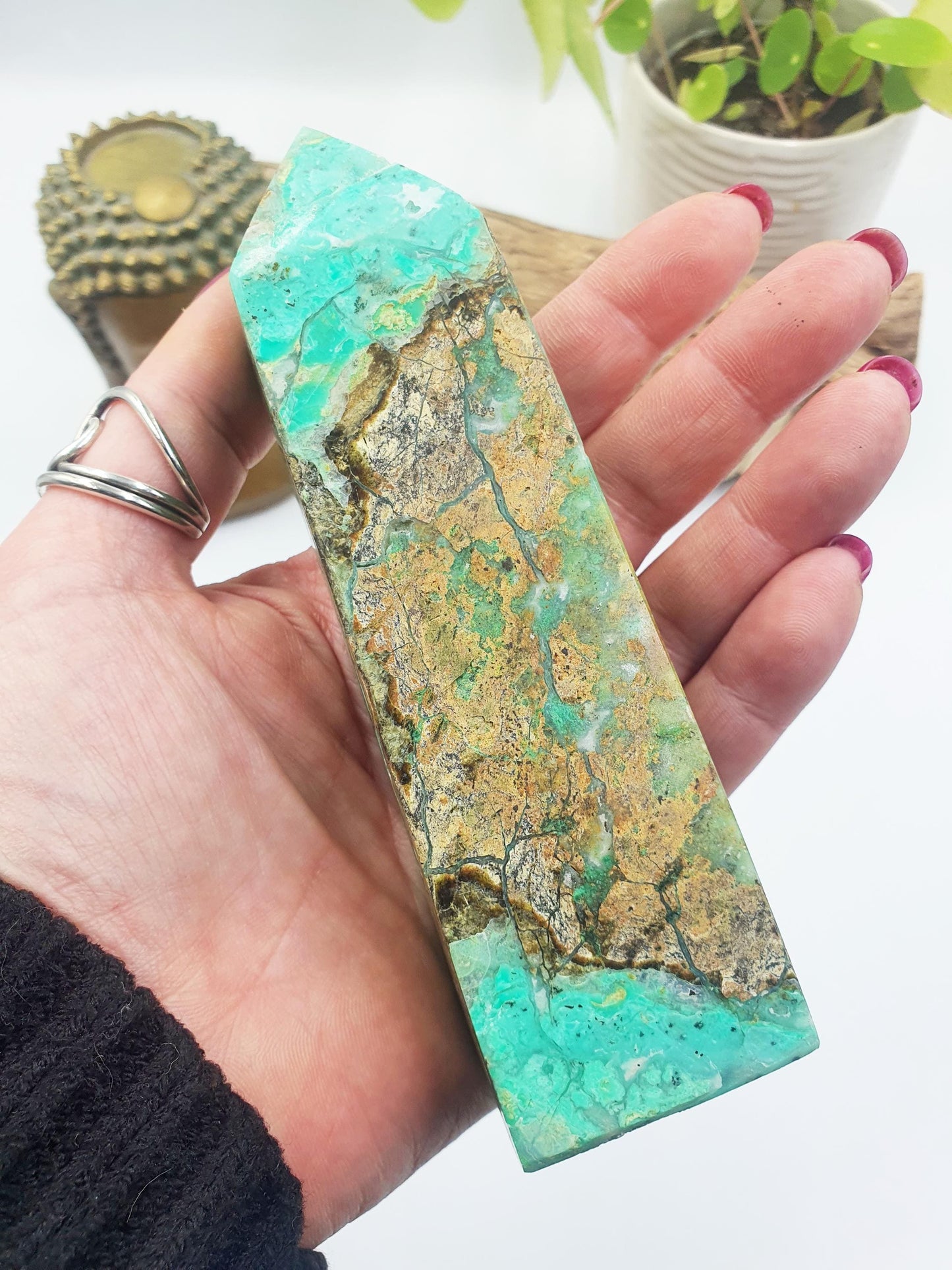 Prehnite and Agate Tower – Healing, Protection & Emotional Balance Crystal Point, 13.7cm