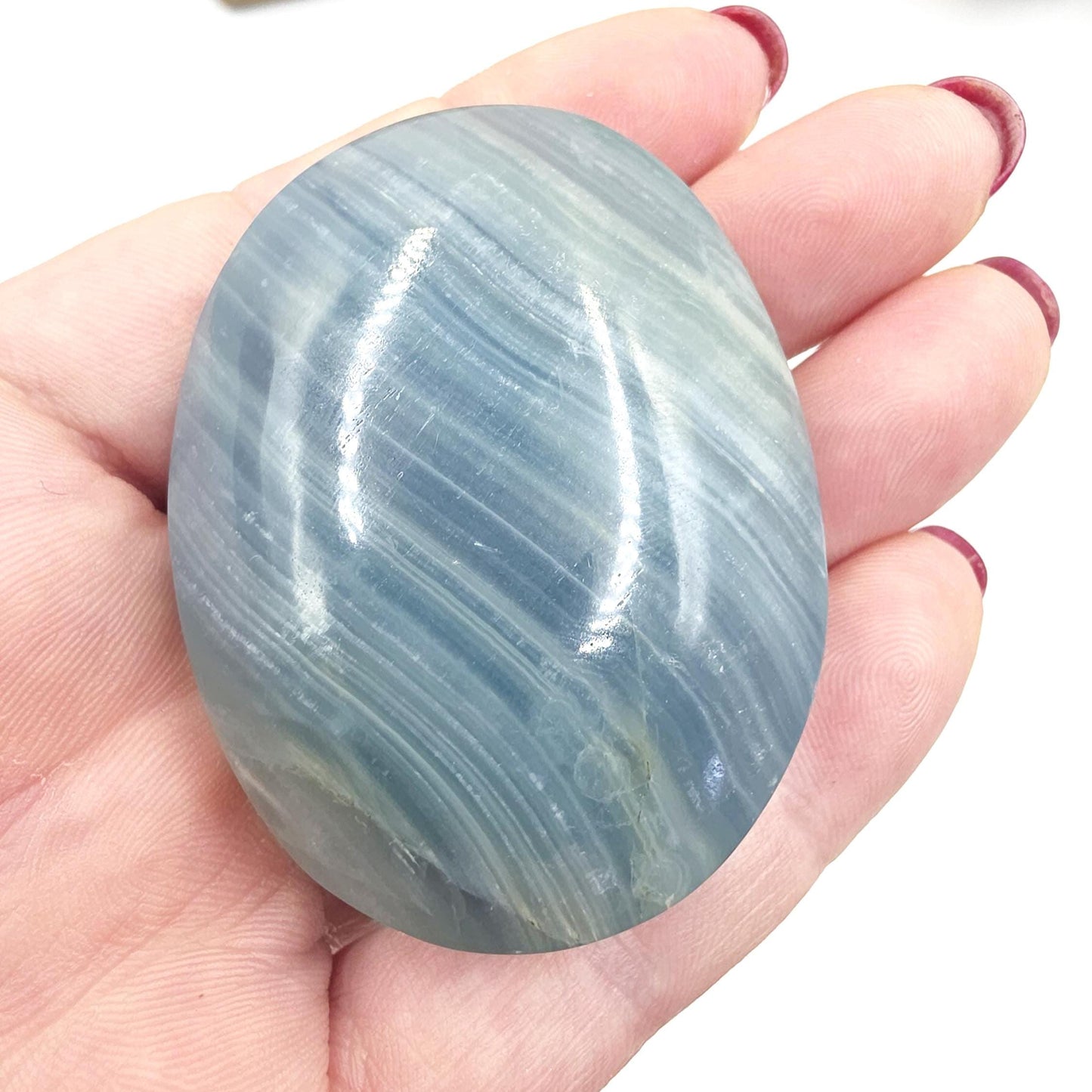 Blue Onyx Palm Stone – Calm, Strength & Throat Chakra Energy Crystal, 85g