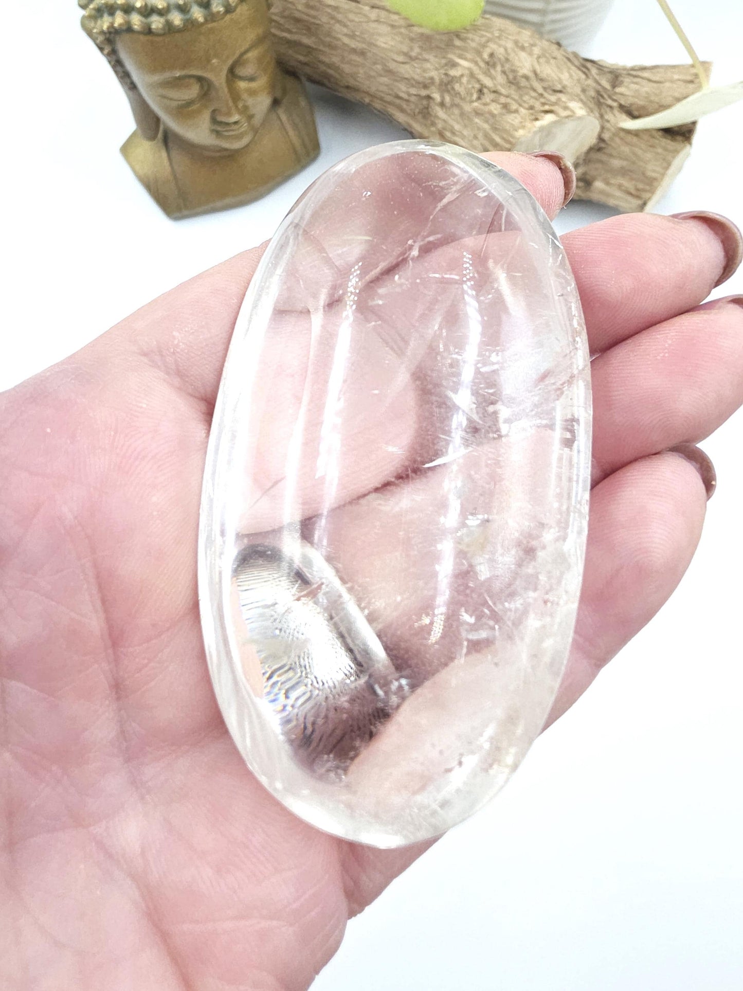 Large Clear Quartz Palm Stone – Clarity, Energy Amplification & Healing Crystal, 130g