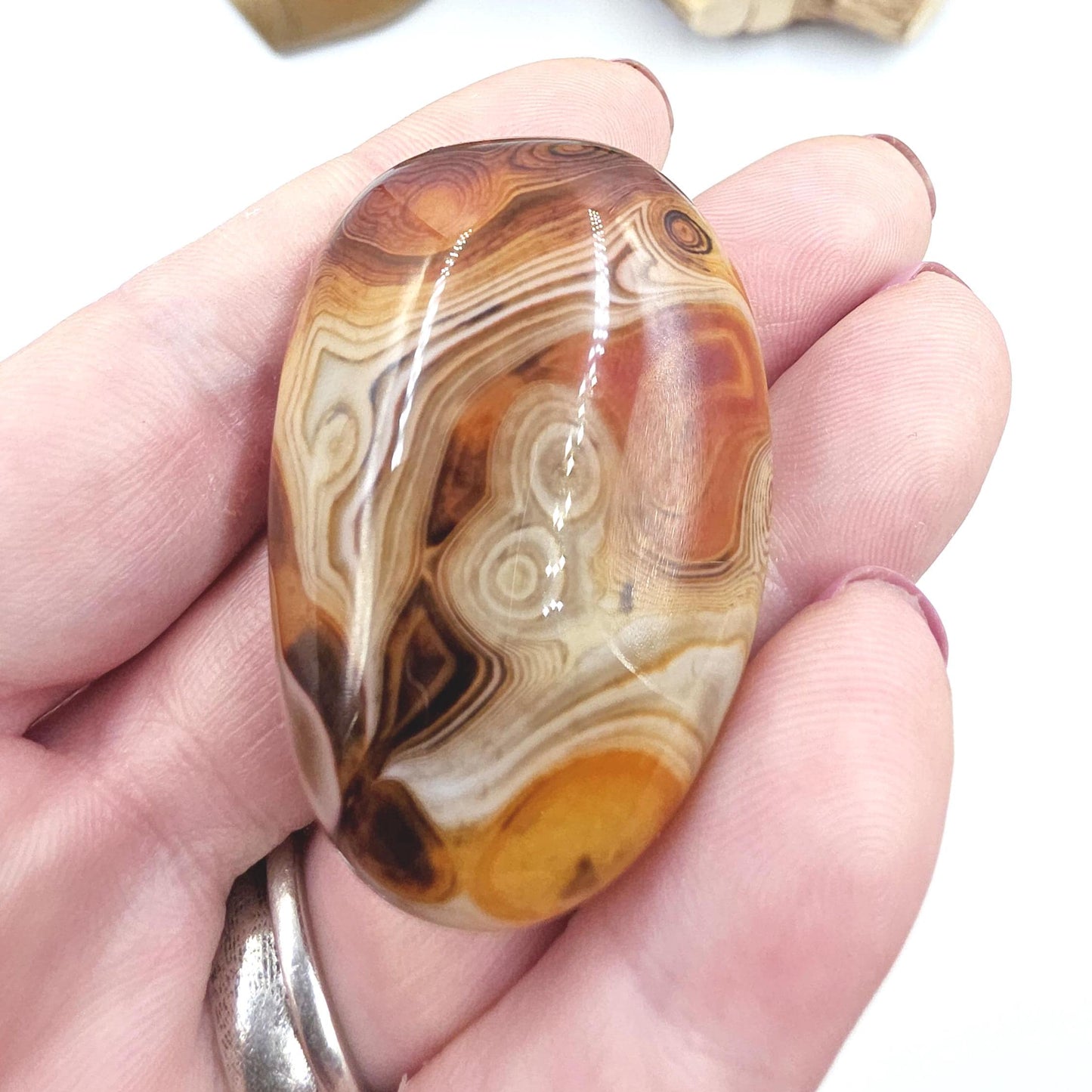 Sardonyx Palm Stone – Strength, Protection & Emotional Balance Crystal, 40g