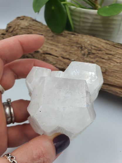 White Calcite Specimen - Natural Raw Crystal - Gemstone Cluster - 225g