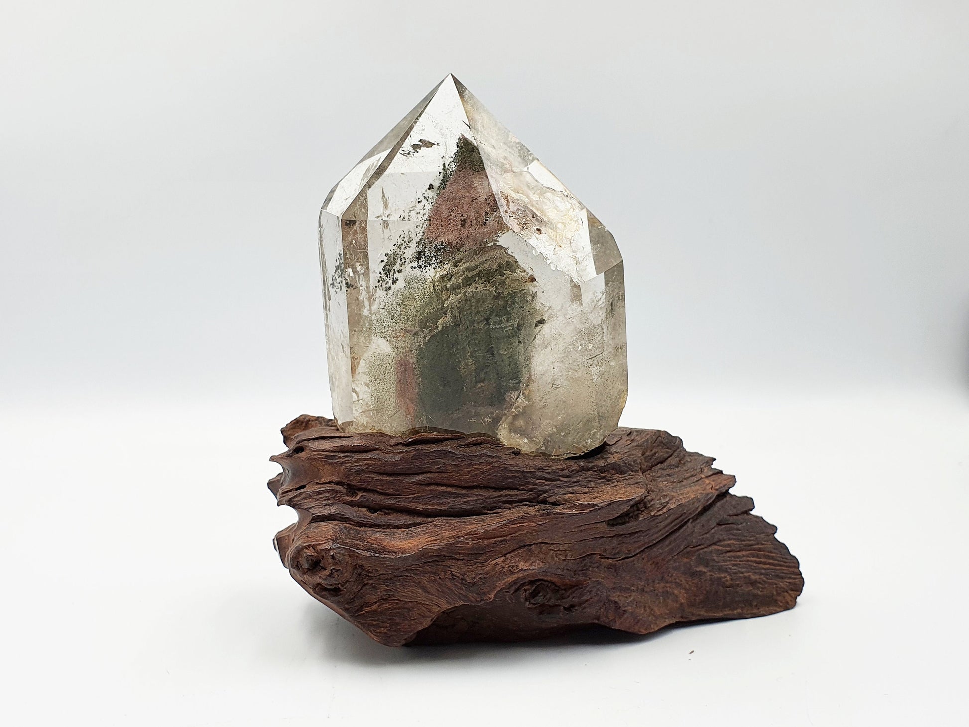 High Grade Green Garden Quartz Freeform /Lodolite Quartz Freeform
