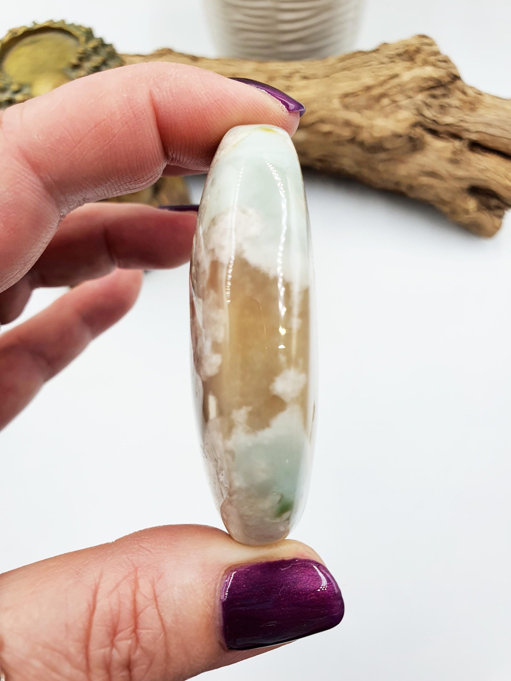 Green Flower Agate Palm