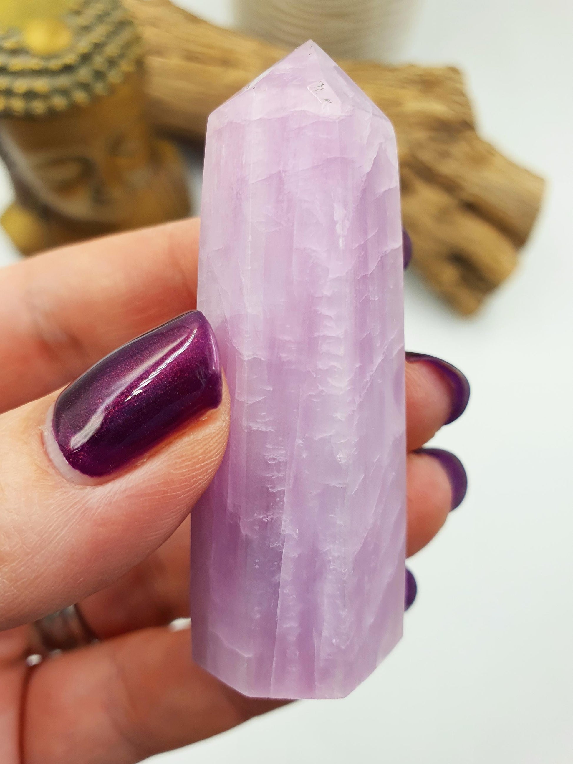 flashy Kunzite Point
