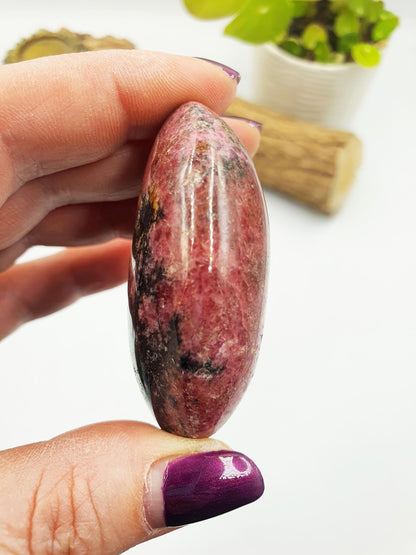 Rhodonite Palmstone