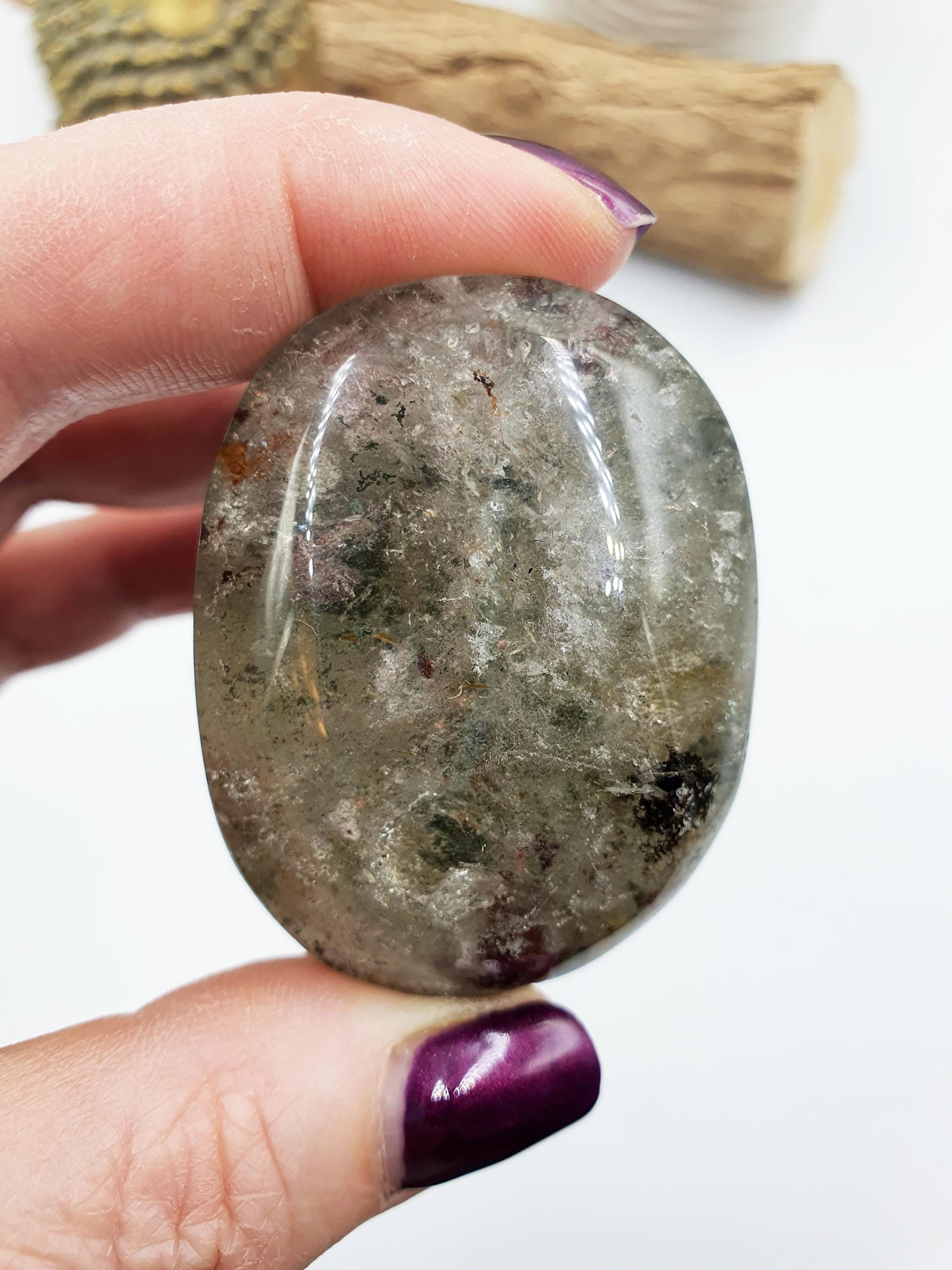 Garden Quartz Palm/Lodolite Quartz Palm Stone