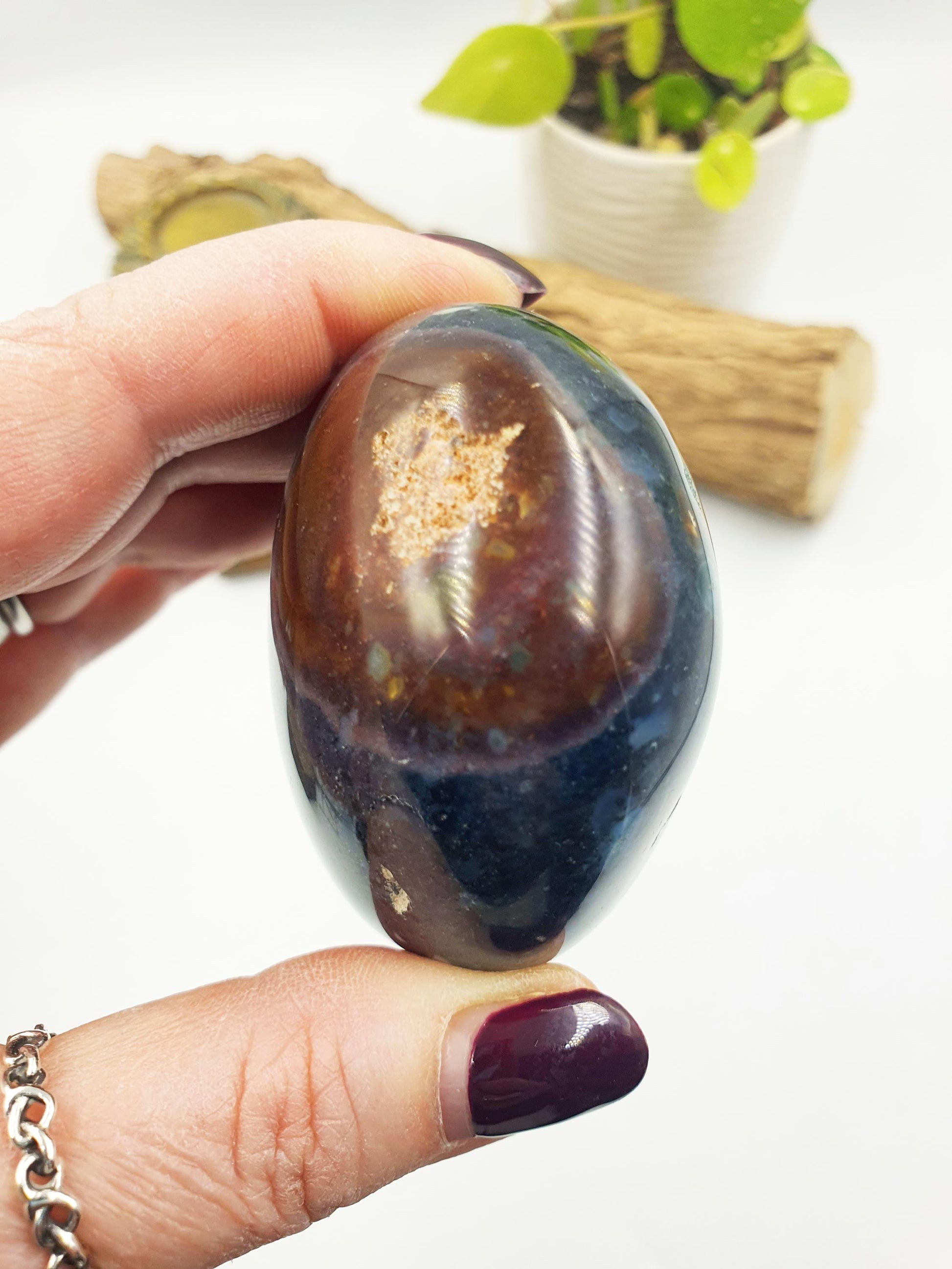 Large Round Ocean Jasper Palm