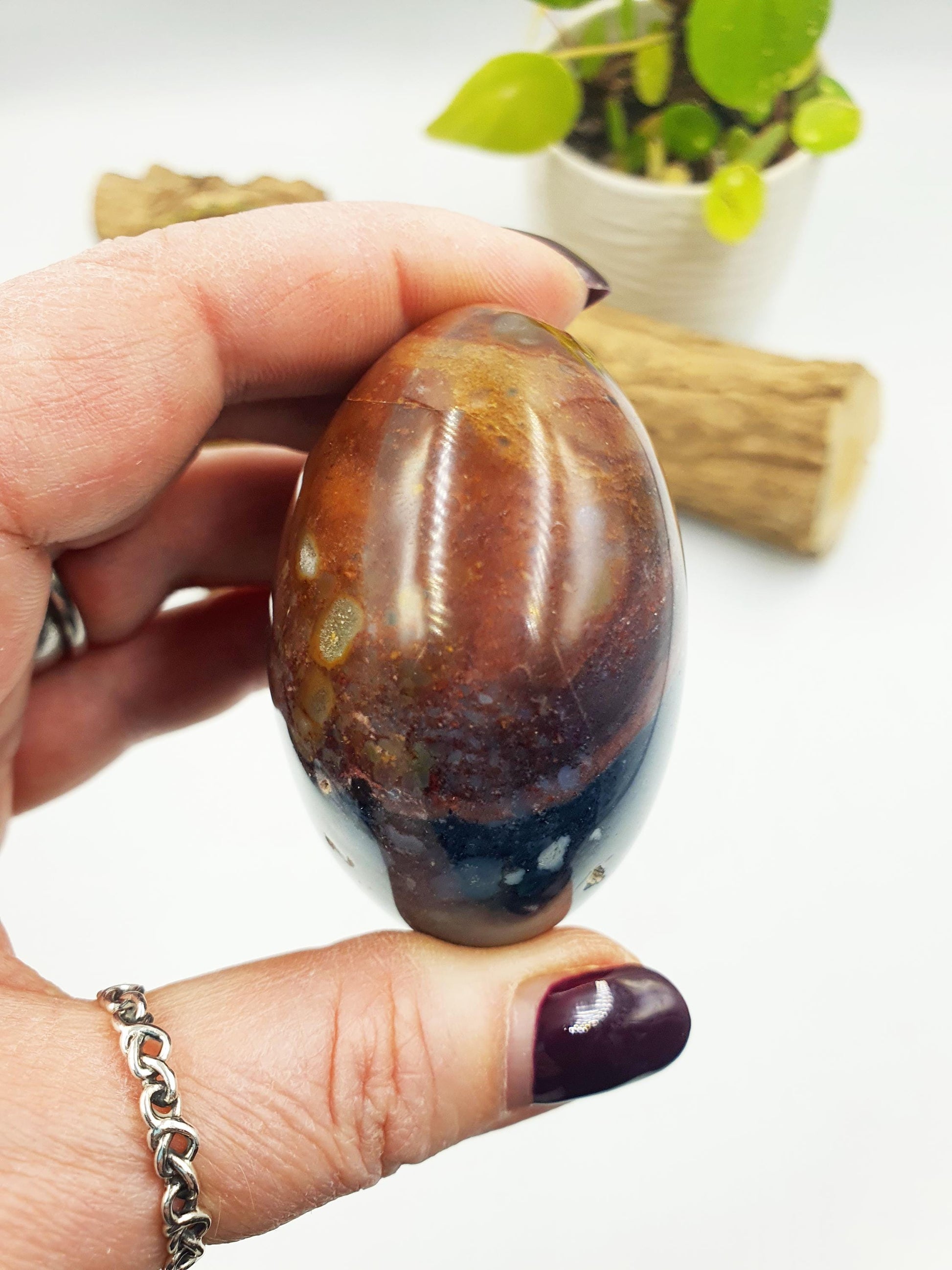 Large Round Ocean Jasper Palm