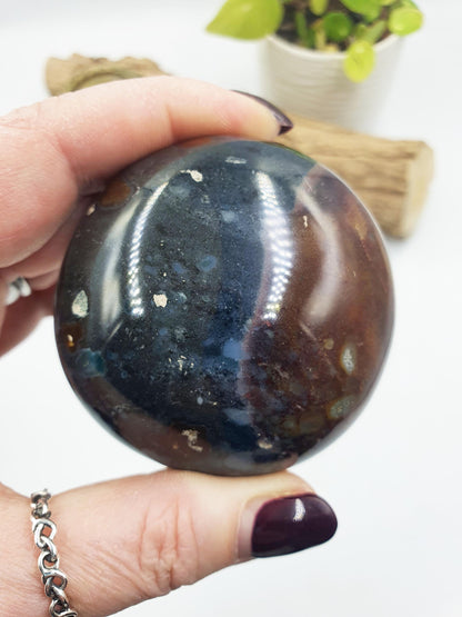 Large Round Ocean Jasper Palm