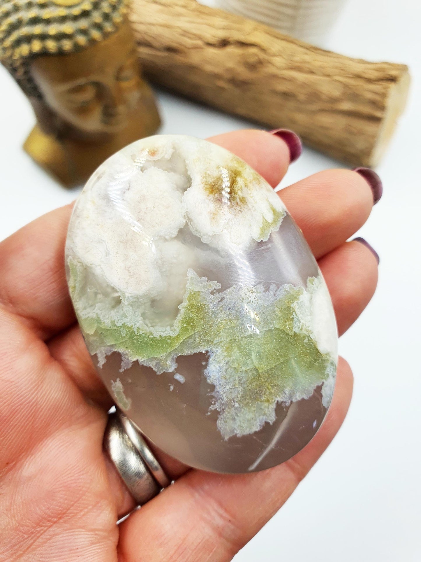 Green Flower Agate Palm