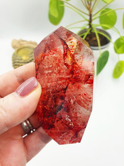 Beautiful Madagascan Fire Quartz Freeform with rainbows/ Hematoid Quartz Freeform / Fire Quartz with Rainbows Chunk - 175g