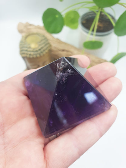 High Grade Amethyst Pyramid with lots of rainbows
