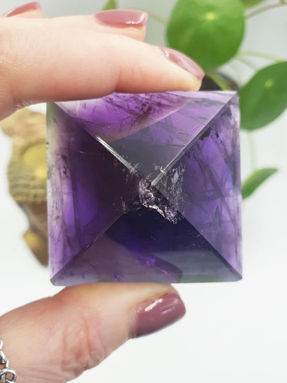 High Grade Amethyst Pyramid with lots of rainbows