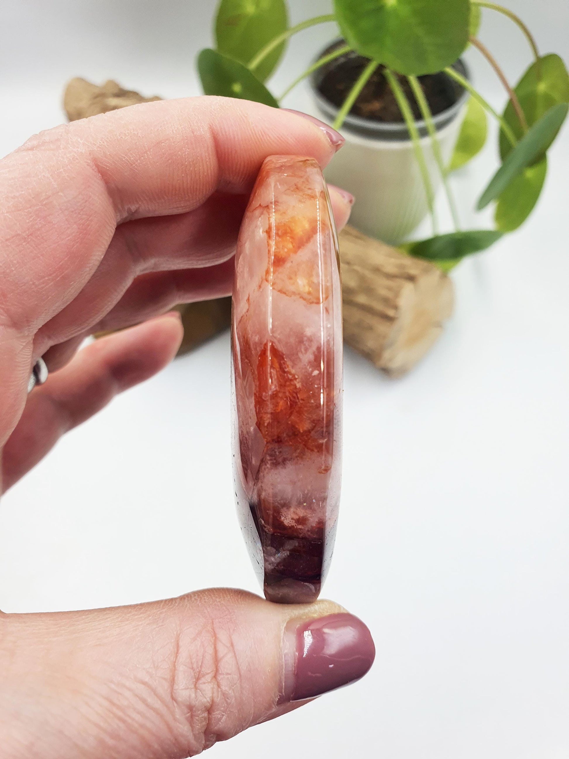 Large Fire Quartz Palm