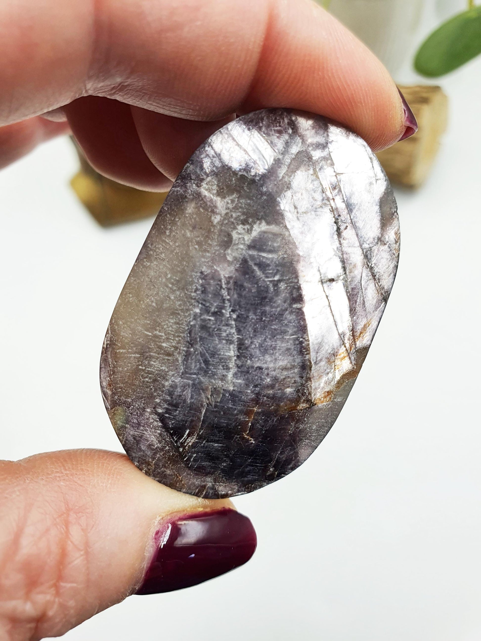 Purple Mica Palm / Purple Mica Palm Stone / Lepidolite Palm / Pocket Crystal / Meditation Palm - 40g