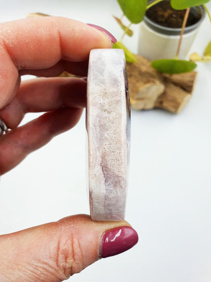 Dream Amethyst Palm / Dream Amethyst Palm Stone / Chevron Amethyst Palm / Pocket Stone / Amethyst Meditation Palm / Reiki Crystal Palm- 100g