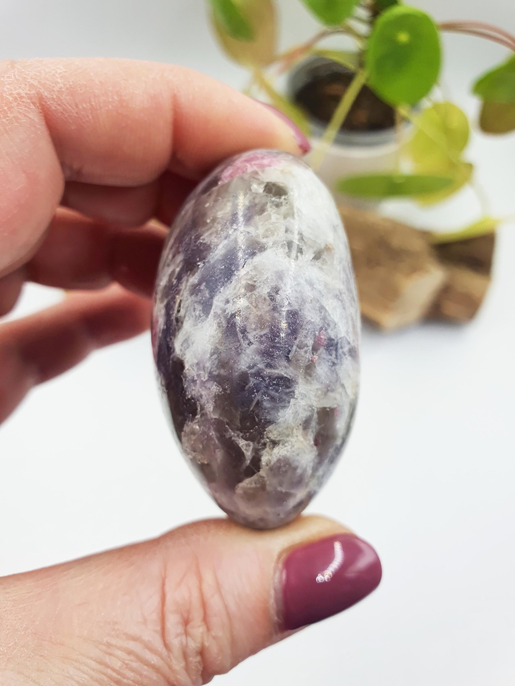 Large Unicorn Stone Palm / Unicorn Palm Stone / Pegmatite Palm / Pocket Crystal / Meditation Palm / Reiki Crystal Palm - 110g