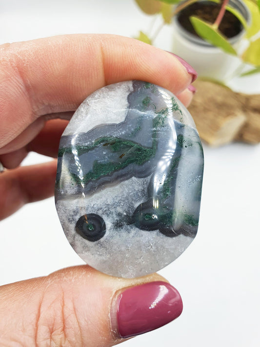 Drusy Moss Agate Palm / Moss Agate Palm Stone / Meditation Palm / Reiki Crystal Palm - 50g