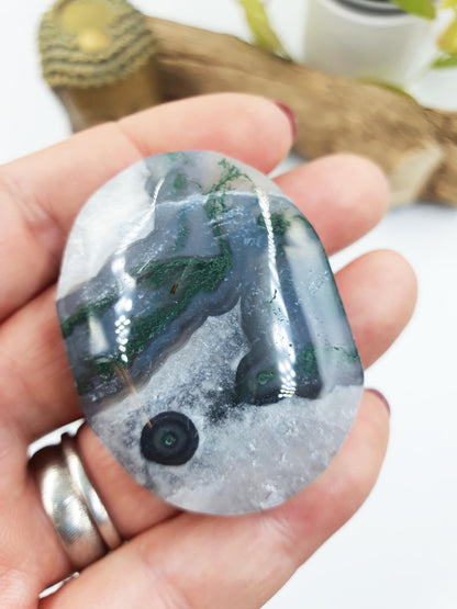 Drusy Moss Agate Palm / Moss Agate Palm Stone / Meditation Palm / Reiki Crystal Palm - 50g