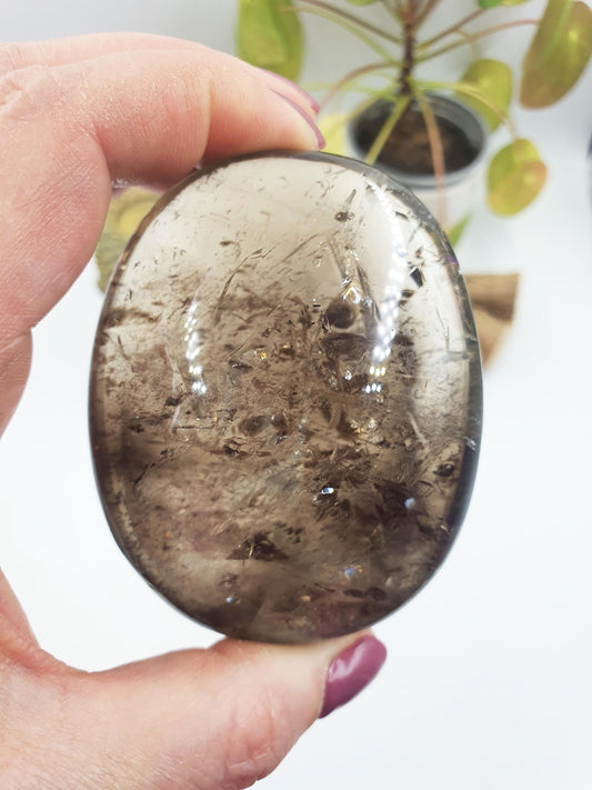 Stunning High Grade Smoky Quartz Palm full of rainbows / Smoky Quartz Palm Stone / Meditation Palm / Reiki Crystal Palm - 260g