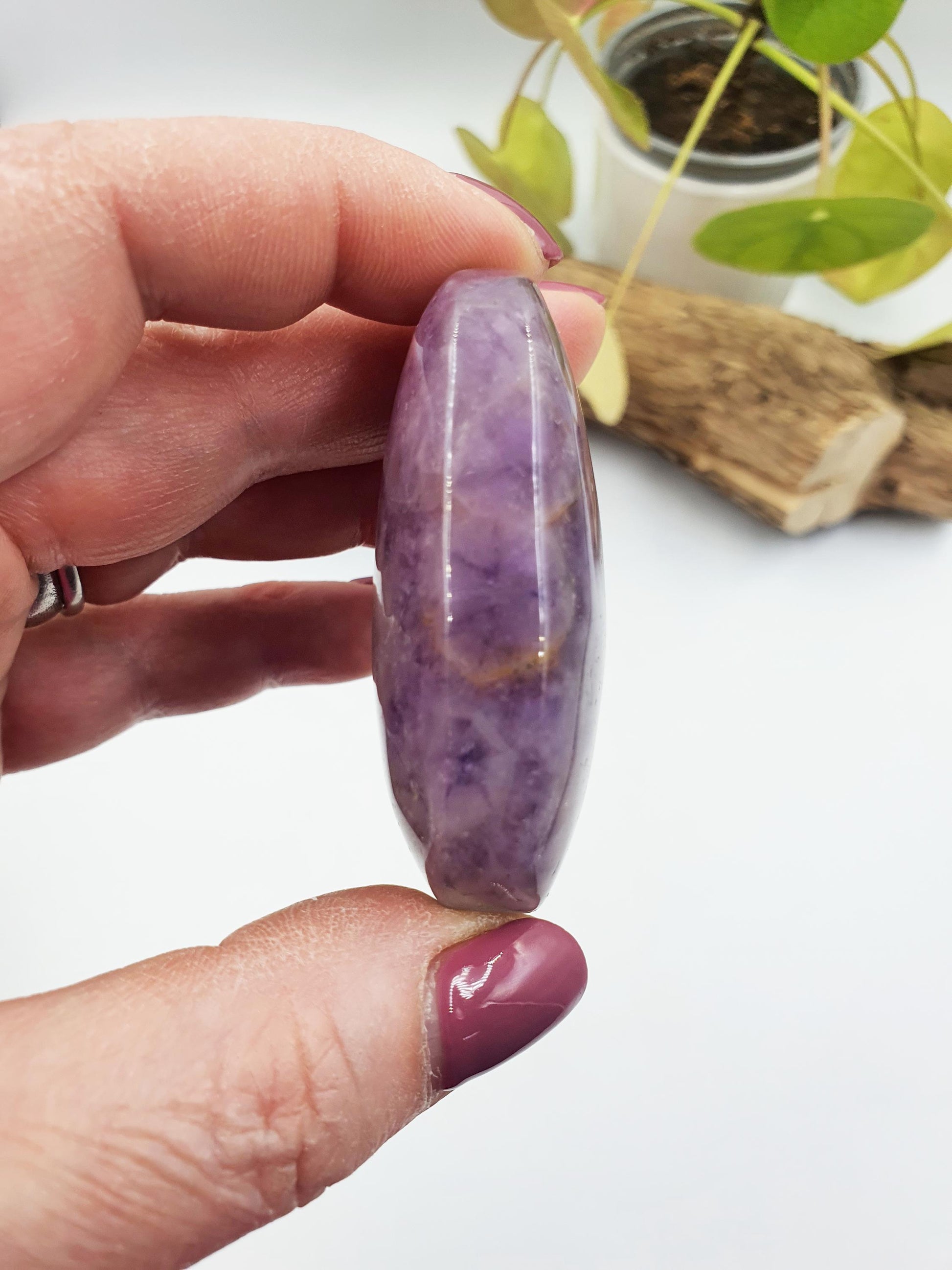 Beautiful Amethyst Agate Palm / Amethyst Agate Palm Stone / Amethyst Palm / Amethyst Agate / Reiki Crystal Palm - 80g