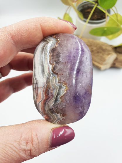 Beautiful Amethyst Agate Palm / Amethyst Agate Palm Stone / Amethyst Palm / Amethyst Agate / Reiki Crystal Palm - 80g