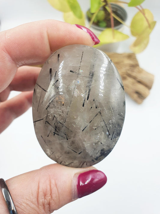 Rutilated Quartz Palmstone / Tourmaline and Quartz Palm / Rutilated Quartz Meditation Stone / Reiki Crystal Palm - 100g