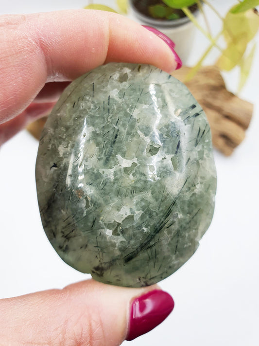 Large Prehnite Palm / Prehnite Palm Stone / Prehnite Pocket Stone / Palm Stones / Meditation Palm - 125g