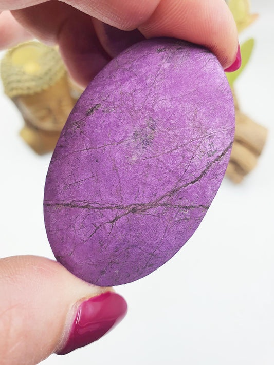 Beautiful Purpurite Palm / Purpurite Palm Stone / Purpurite Pocket Stone / Rare Palm Stone / Meditation Palm - 45g