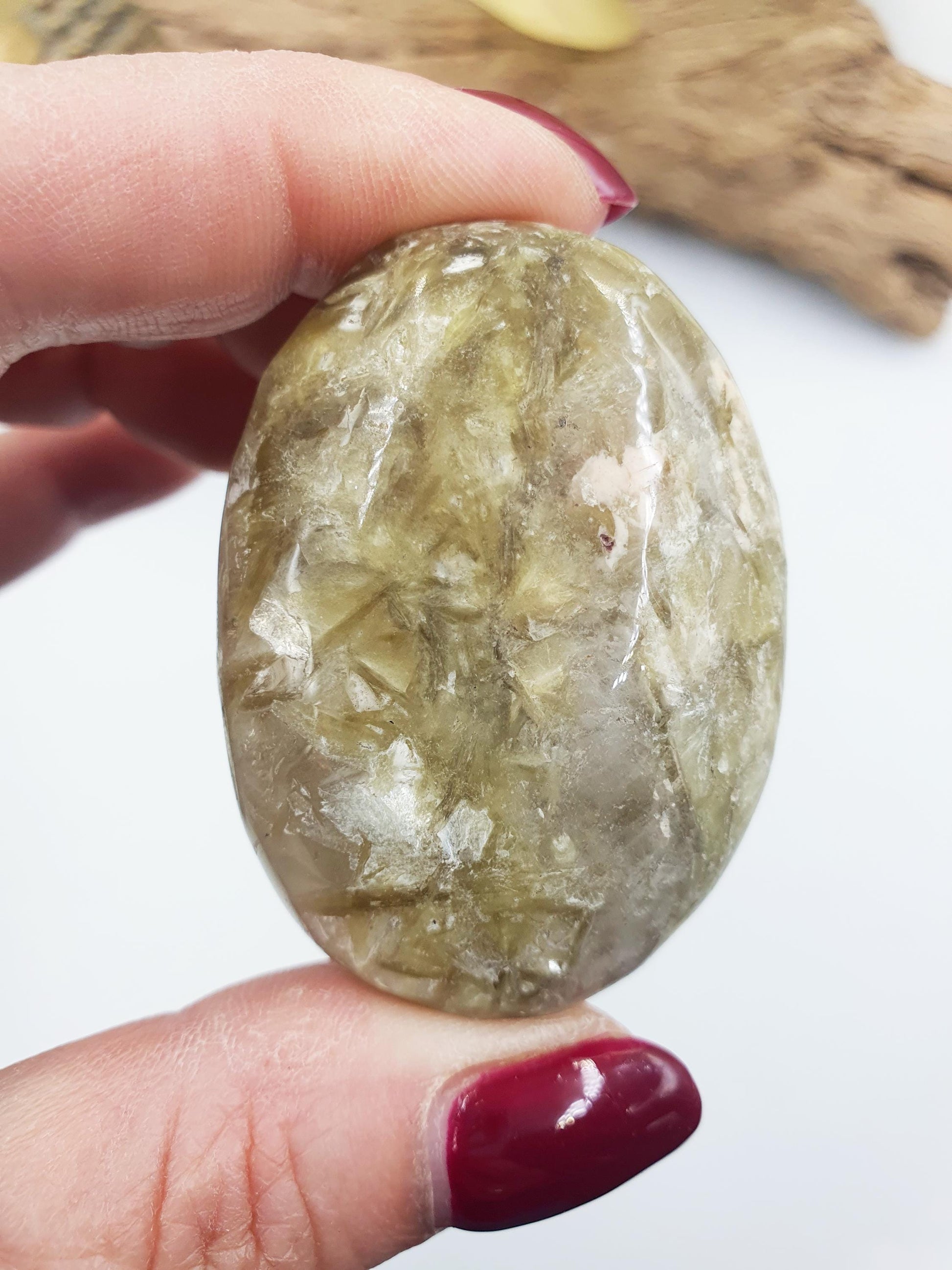 Muscovite (Golden Mica) Palm / Muscovite (Golden Mica) Palmstone / Golden Lepidolite Palm / Meditation Palm - 62g