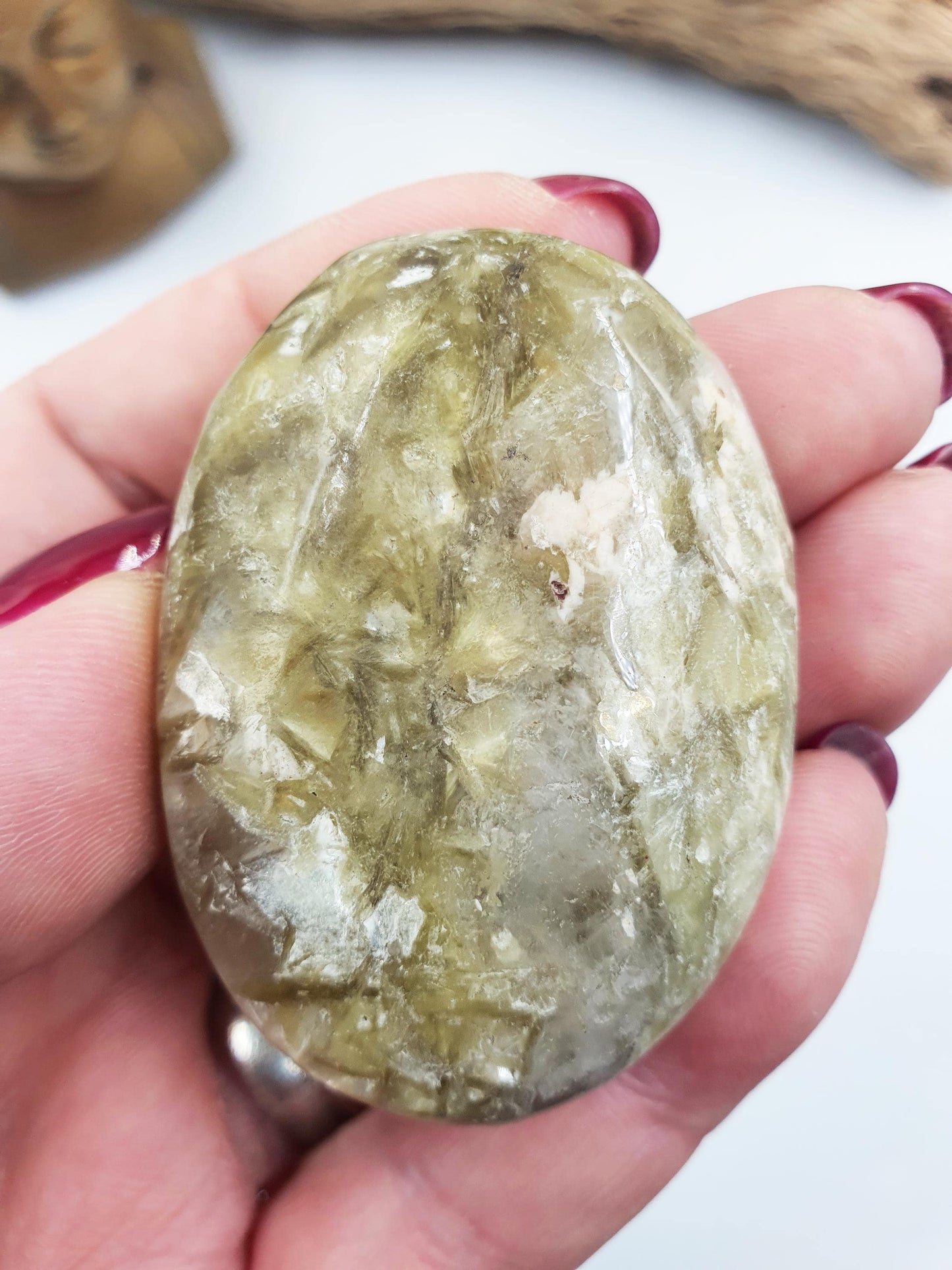 Muscovite (Golden Mica) Palm / Muscovite (Golden Mica) Palmstone / Golden Lepidolite Palm / Meditation Palm - 62g