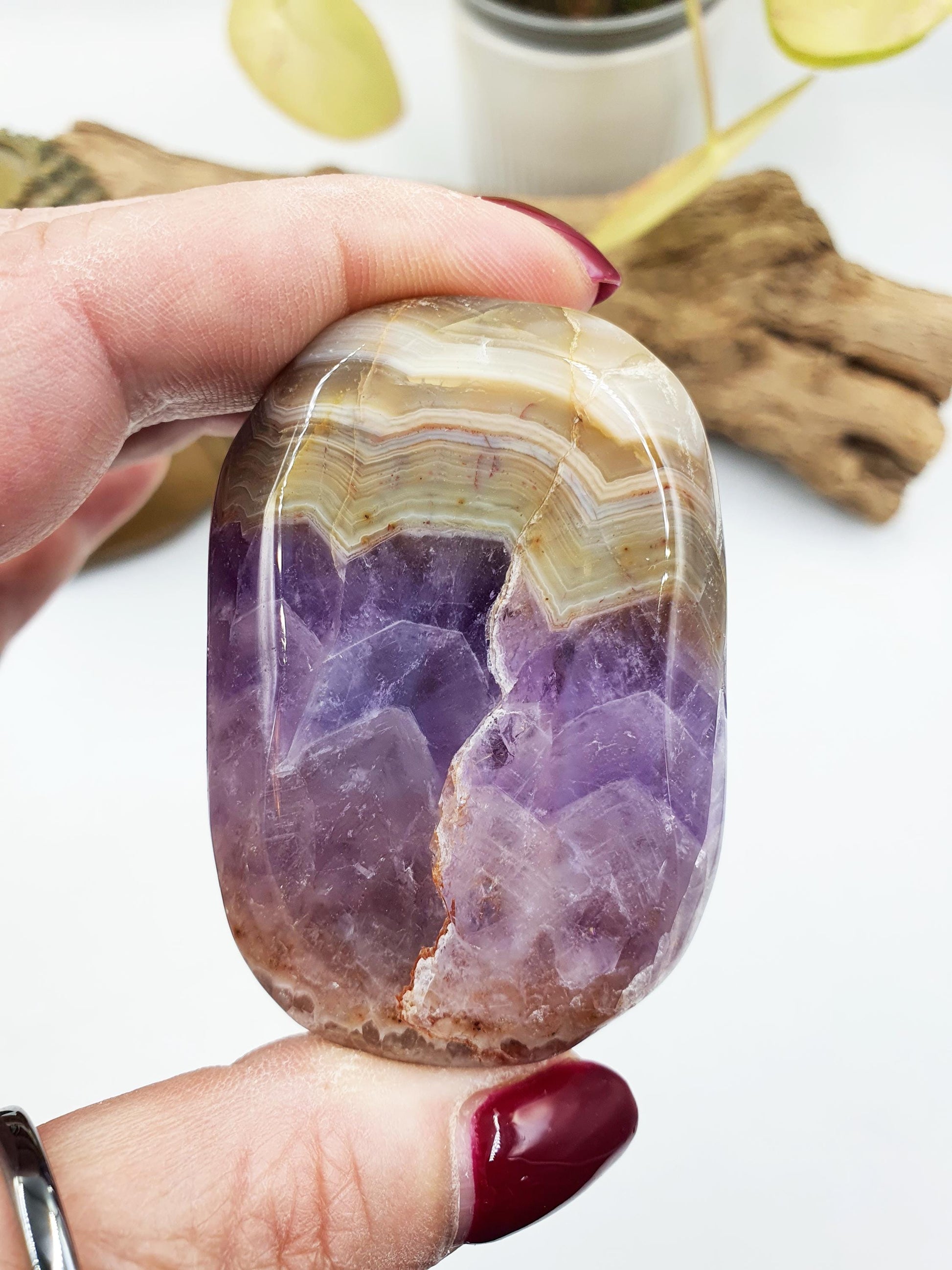 Beautiful Amethyst Agate Palm / Amethyst Agate Palm Stone / Amethyst Palm / Amethyst Agate / Reiki Crystal Palm - 100g