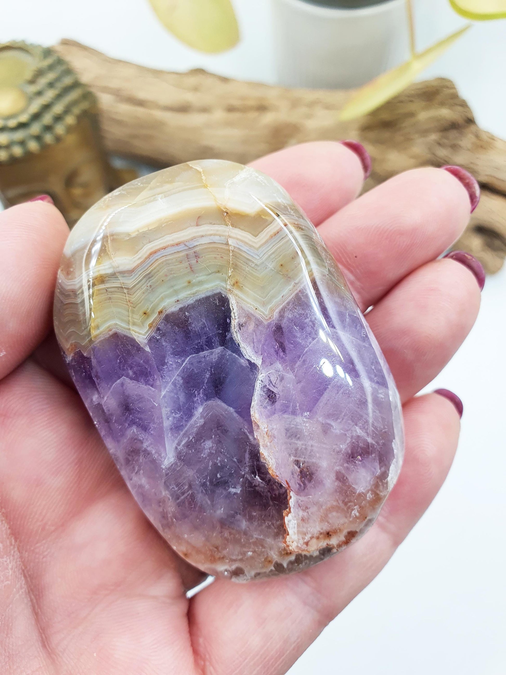 Beautiful Amethyst Agate Palm / Amethyst Agate Palm Stone / Amethyst Palm / Amethyst Agate / Reiki Crystal Palm - 100g