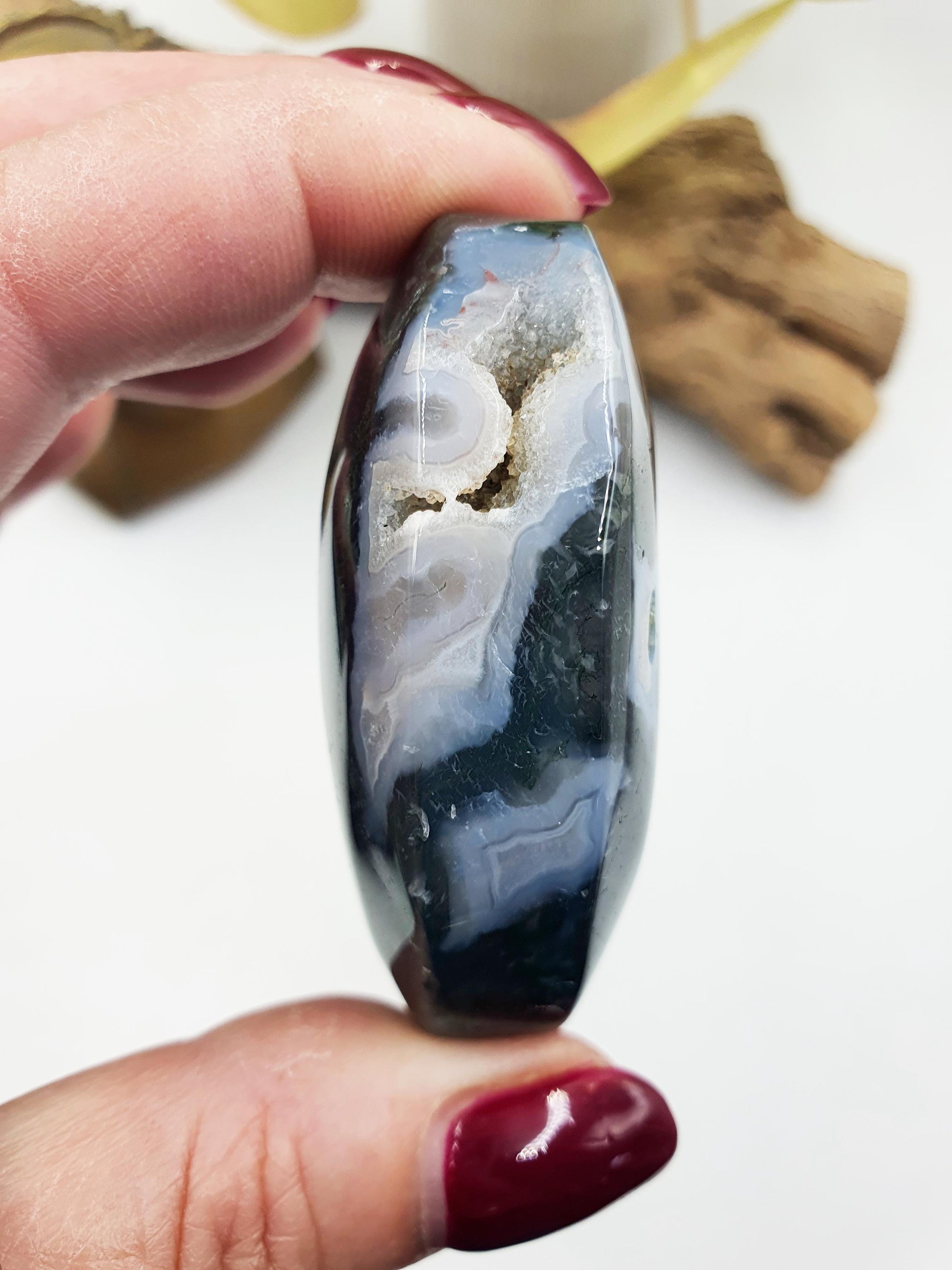 Moss Agate Palm / Drusy Moss Agate Palm Stone / Meditation Palm / Reiki Crystal Palm - 90g