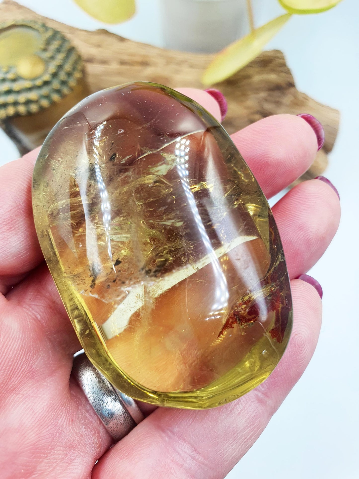 Sparkly Citrine Palm with Red Hematite inclusions / Unique Citrine Palm Stone / Meditation Palm / Reiki Crystal Healing - 90g